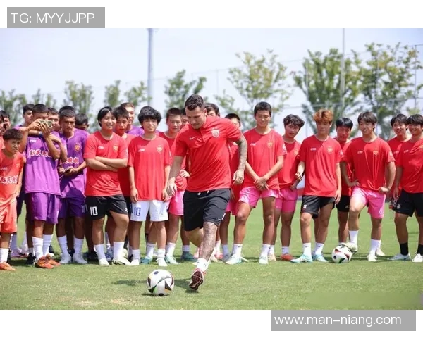 足球球星小佩的故乡揭秘 他来自哪个国家和城市